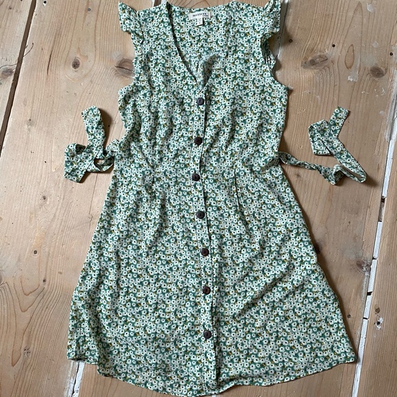 NWOT Monteau summer dress - Picture 2 of 8